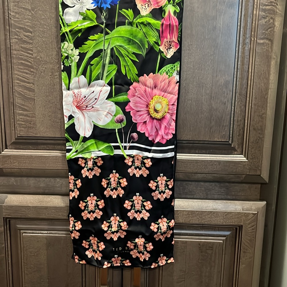 Beautiful Floral Ted Baker 100% silk scarf